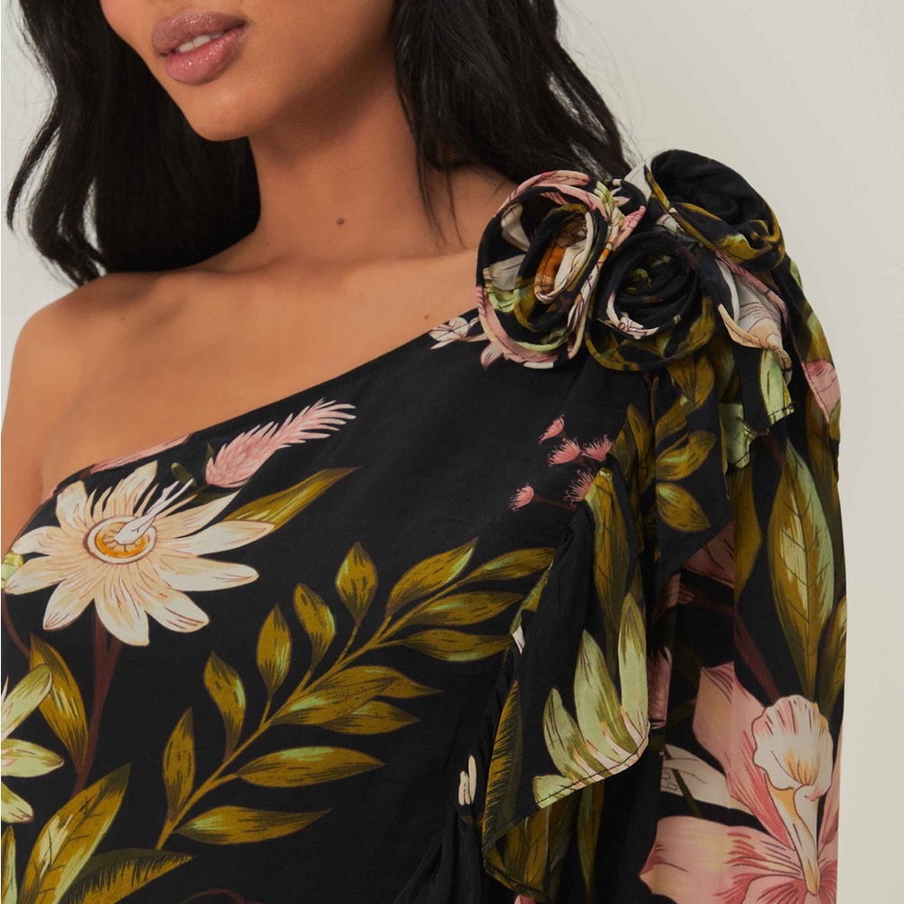 FARM Rio One-Shoulder Ruffle-Hem Dress - Picture 11 of 16